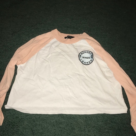 too small - Picture 2 of 2